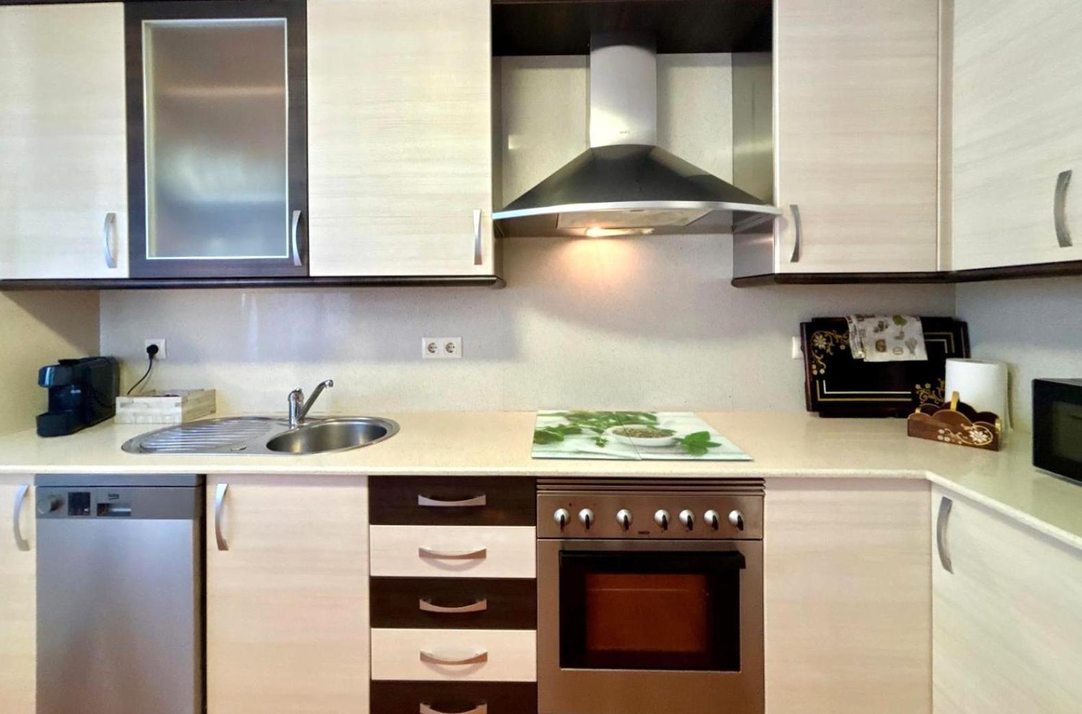Holibai, Casa Caeiro ,Un Hogar Lejos De Casa, Sabaris, Galicia Apartment Baiona Bagian luar foto