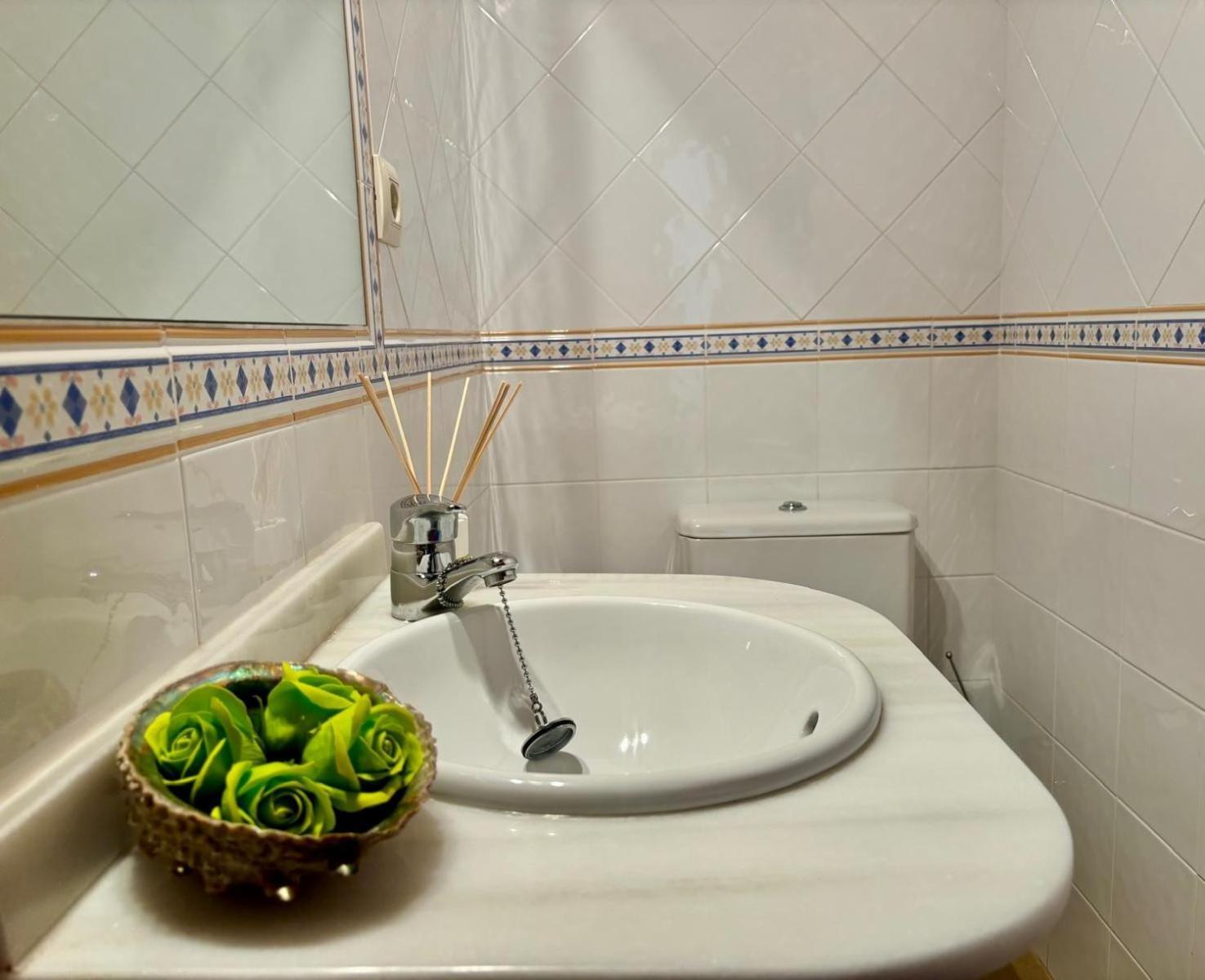 Holibai, Casa Caeiro ,Un Hogar Lejos De Casa, Sabaris, Galicia Apartment Baiona Bagian luar foto